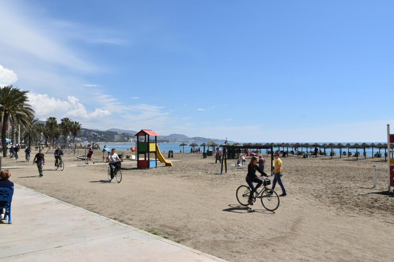 Apartment Port And Beach -Parking- Malaga Exterior photo